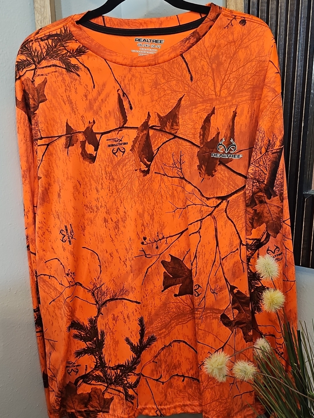 Realtree Men’s Blaze Orange Camo Long-Sleeve Shirt
